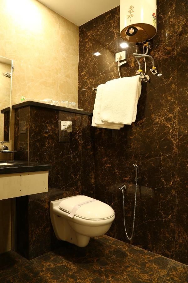 Hotel Kush Ganga - 50 Meter From Har Ki Pauri, Haridwār المظهر الخارجي الصورة