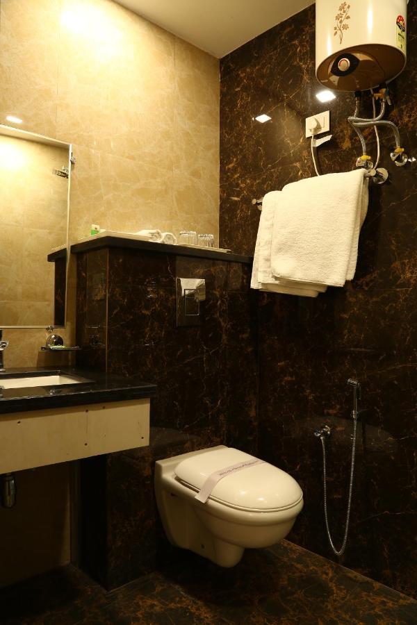 Hotel Kush Ganga - 50 Meter From Har Ki Pauri, Haridwār المظهر الخارجي الصورة